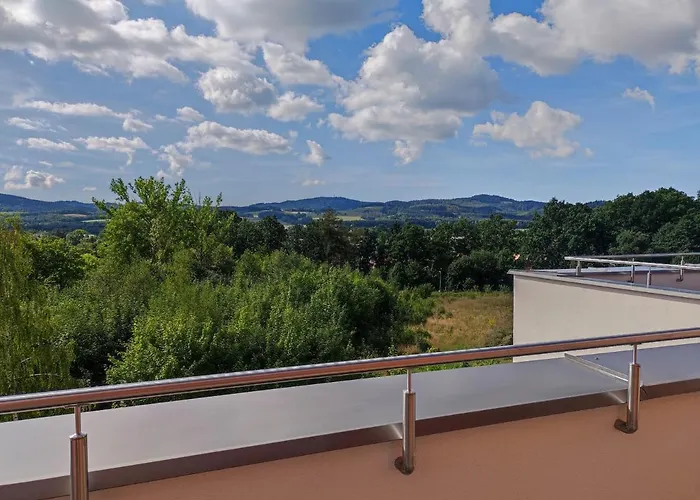 Obledny Z Tarasem, Widokiem Na Gory, Parkingiem I Miejscem Do Przechowywania Rowerow W Kudowie-zdroju Kudowa-Zdroj