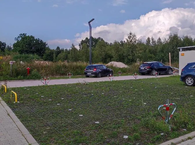 Obledny Z Tarasem, Widokiem Na Gory, Parkingiem I Miejscem Do Przechowywania Rowerow W Kudowie-zdroju *