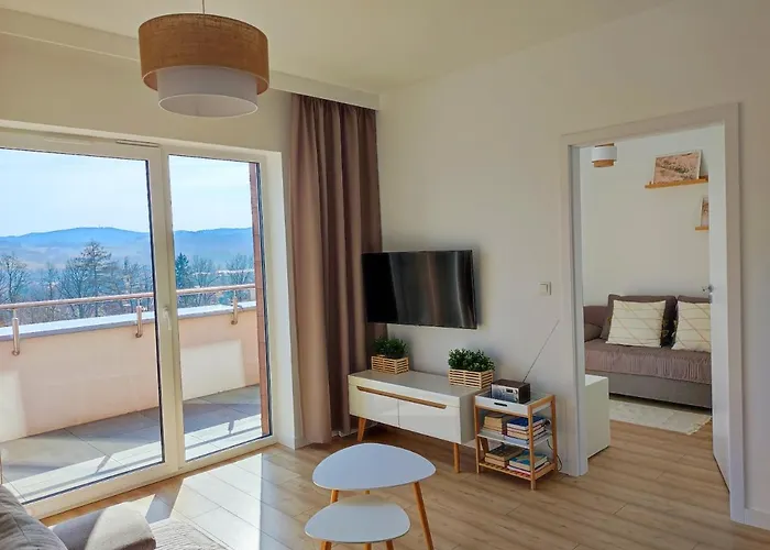 Daire Obledny Z Tarasem, Widokiem Na Gory, Parkingiem I Miejscem Do Przechowywania Rowerow W Kudowie-zdroju *